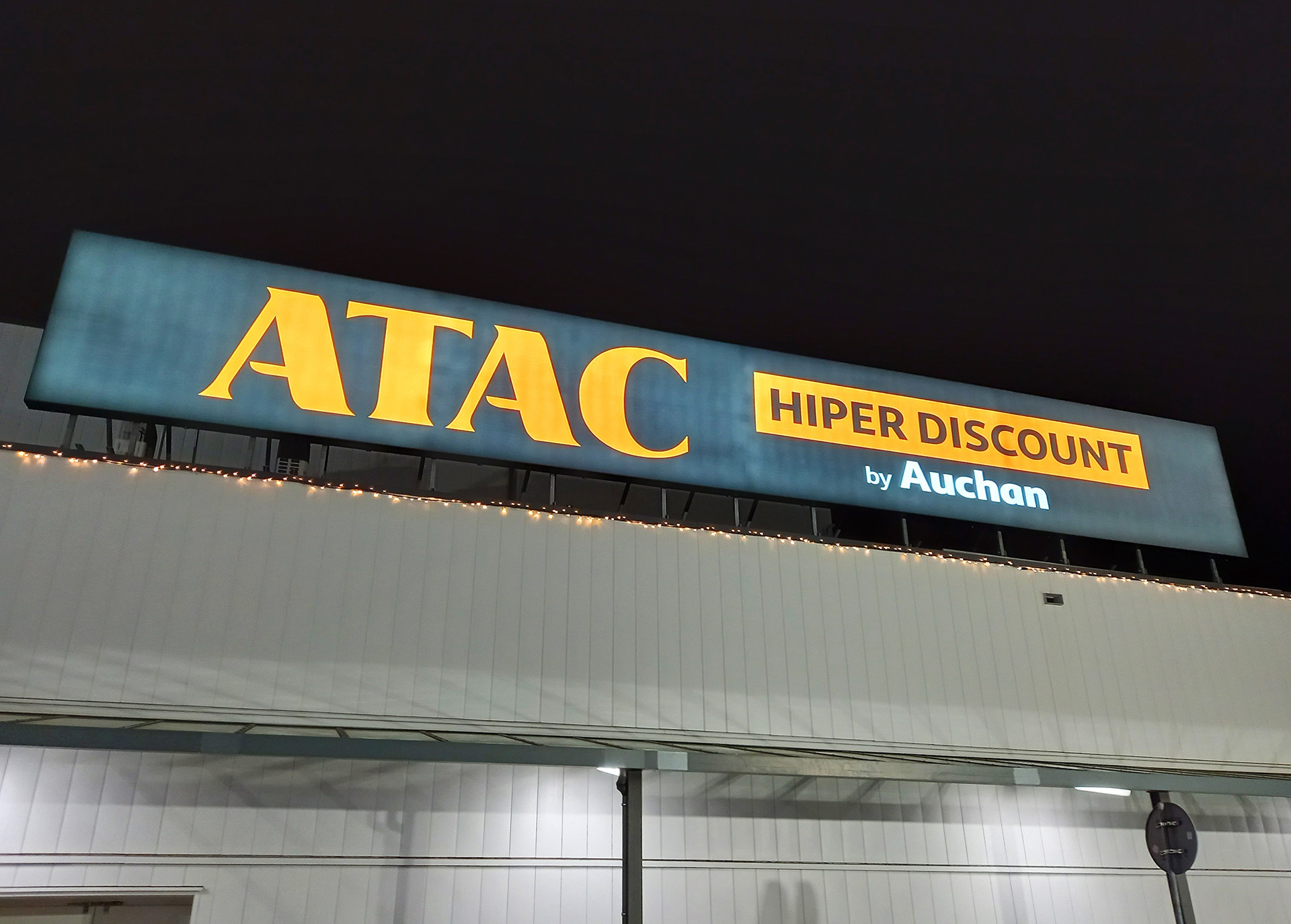 Grupul Indotek negociază achiziția centrelor comerciale în care funcționează patru hipermarketuri ATAC din România | Profit.ro