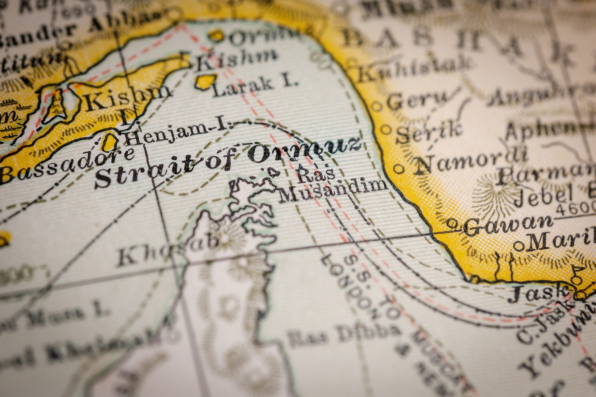 Țițeiul la 100 de dolari: ce înseamnă pentru transportatori și inflație