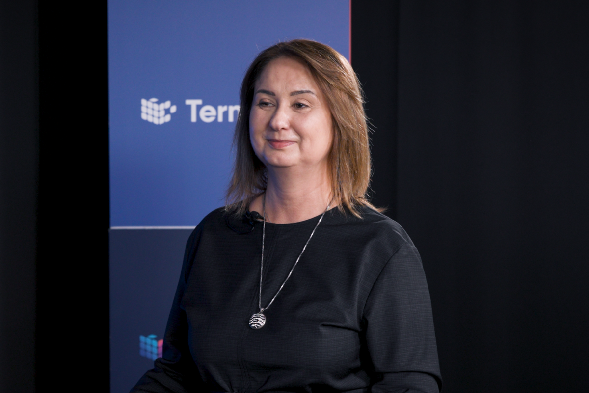 Laura Mihai, consultant finanțări corporate: Nu cred într-un regres brusc al companiilor. Dezechilibrele se acumulează în timp | Cu cifrele pe masă