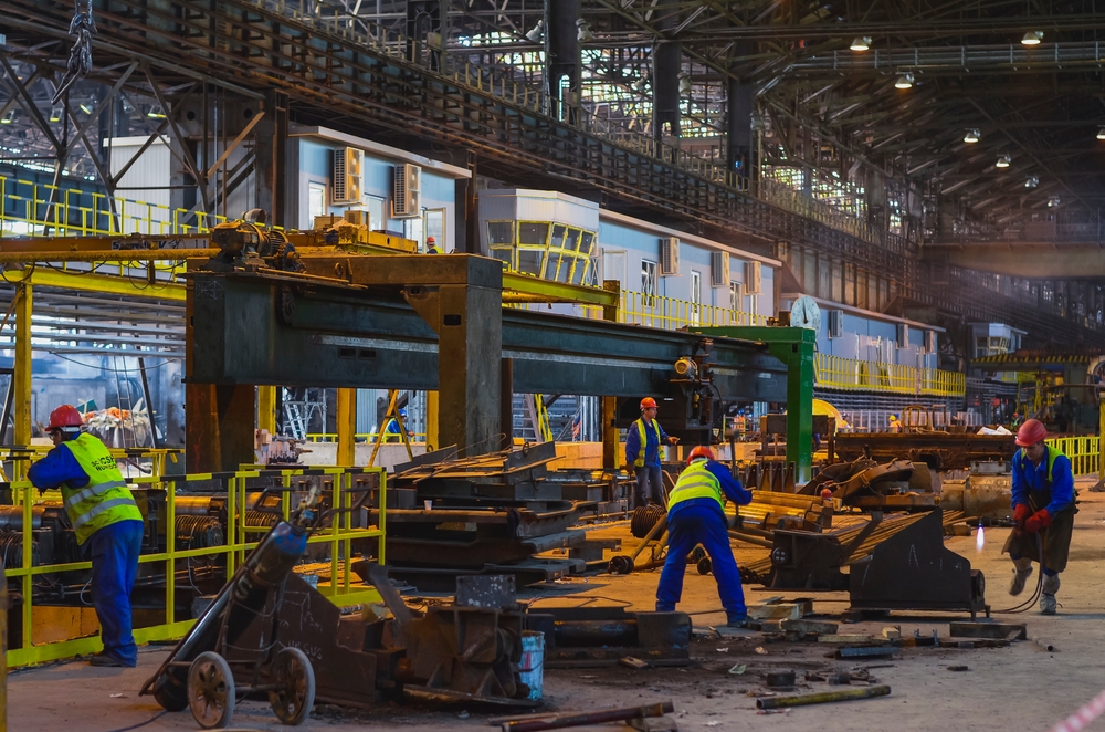 De ce contează | Umbrărescu salvează ArcelorMittal Hunedoara, după ce a preluat Oțelu Roșu și a depus ofertă pentru Liberty Galați