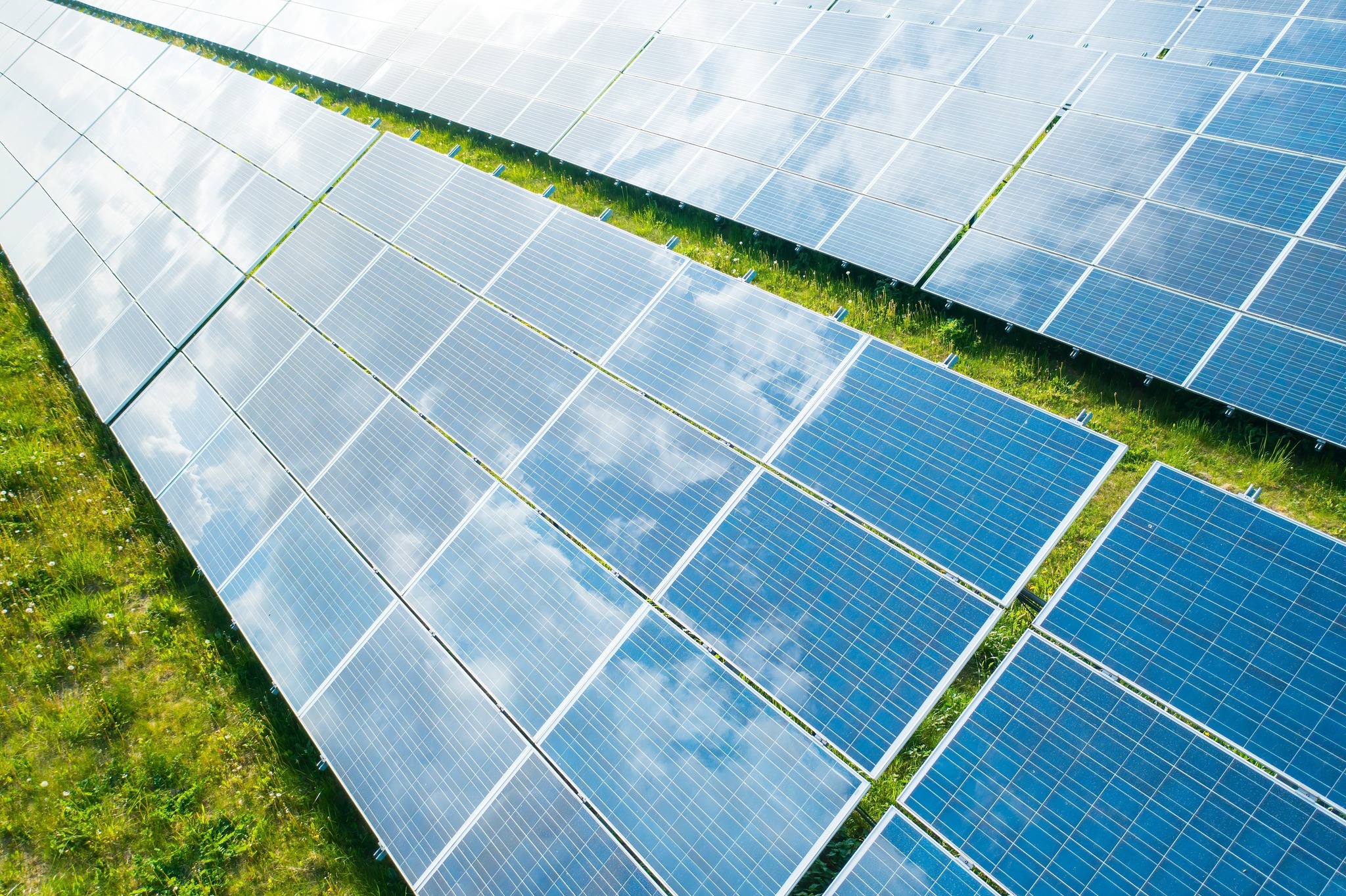 România are cea mai mare creștere a fotovoltaicelor din Europa în acest an | Economica.net