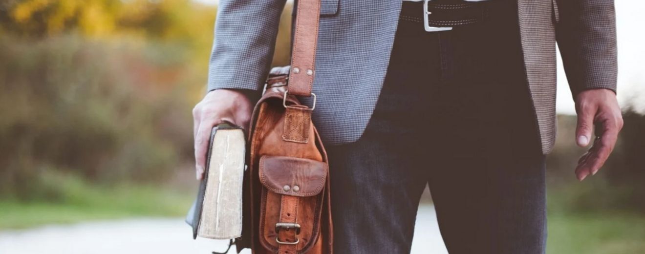 Scădere record a producției serviciilor din România. Posibile cauze