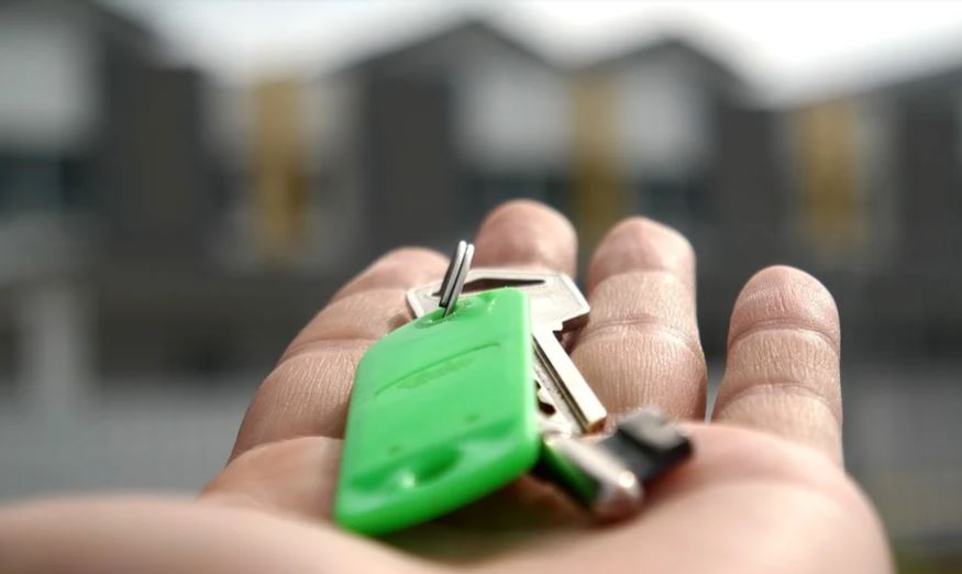 Vrei sa inchiriezi un apartament? Iata 3 motive sa apelezi la o agentie imobiliara!