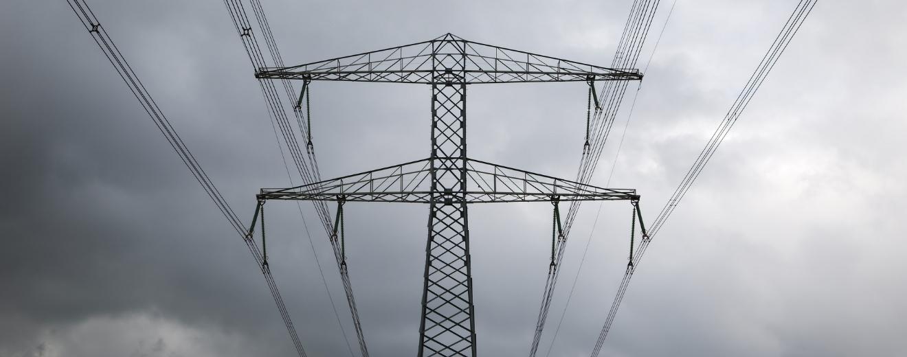 Analiză Termene.ro: Cel mai profitabil an pentru producătorii de energie electrică într-o perioadă cu cele mai mici venituri