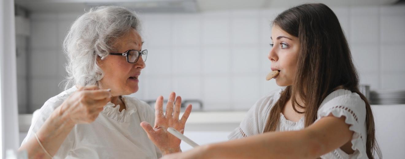 Cum echilibrezi munca de acasă cu grija pentru cei dragi