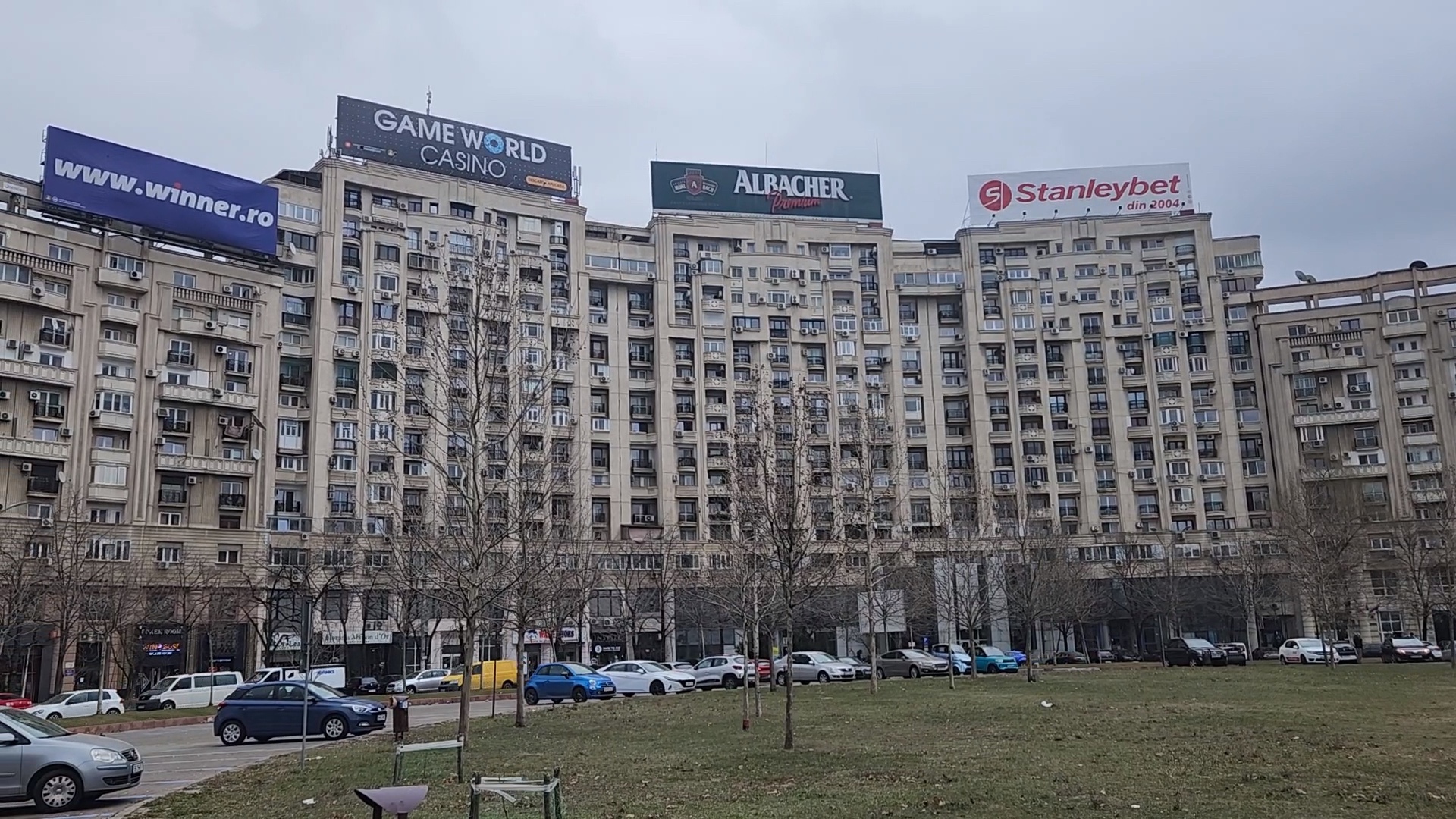 Proiect de lege. Industria jocurilor de noroc ar putea rămâne fără dreptul de a avea publicitate în mediul online și la televizor