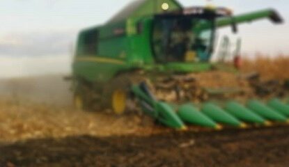Cum a ajuns tractoristul să aibă cea mai căutată meserie în agricultură. Salariile nete ajung și la 2.000 de euro