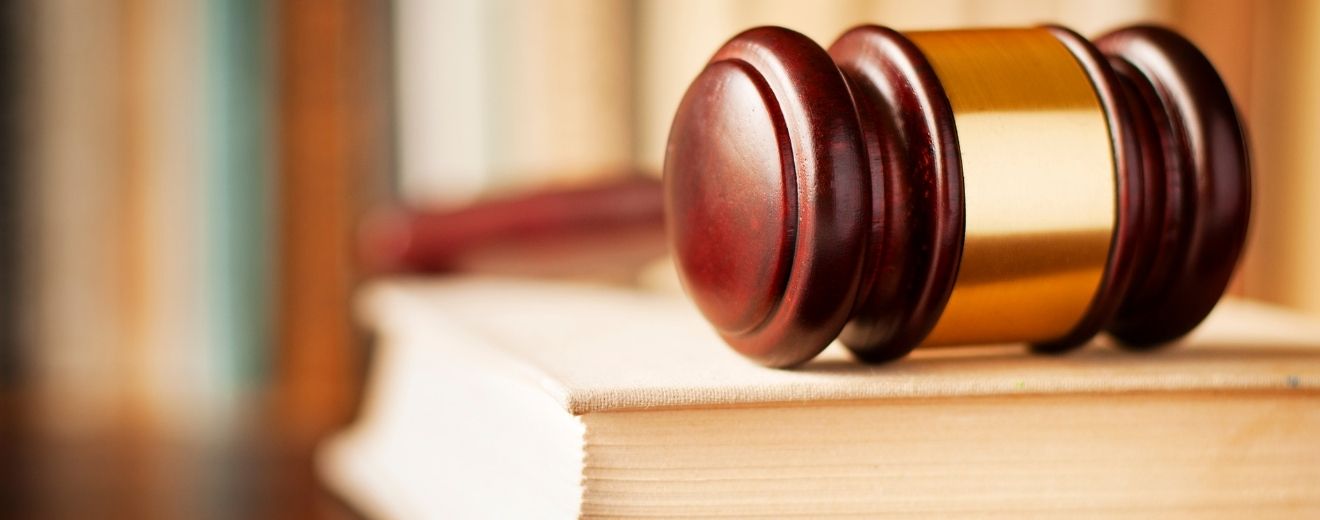 Ce firme sunt vizate de decizia Guvernului de a interzice achiziționarea mai multor bunuri și servicii în instituții publice