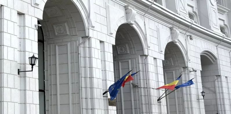 Titluri de stat Tezaur cu dobânzi neimpozabile de până la 6,60% pot fi cumpărate de luni, 12 august