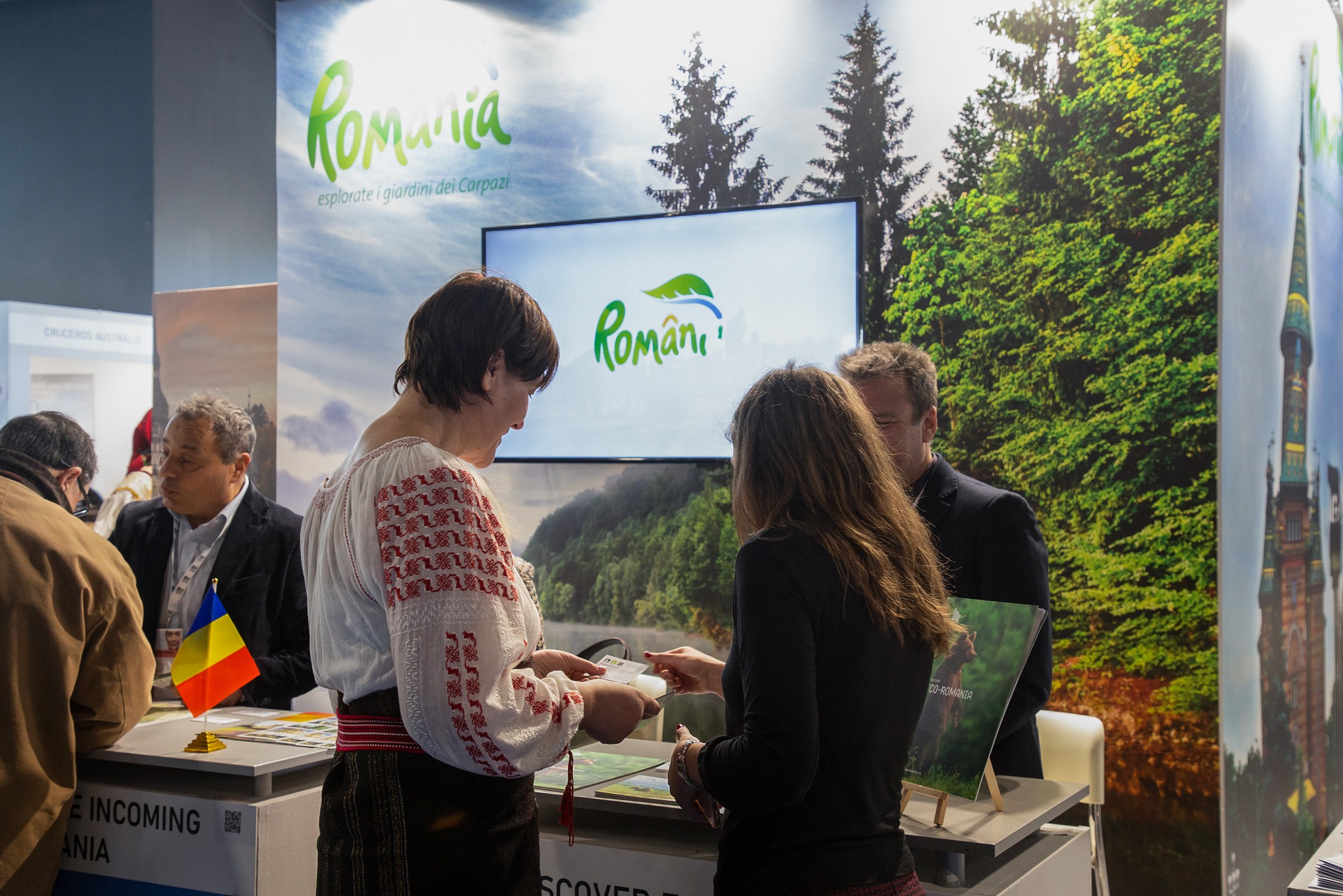 80% dintre turiștii străini care ajung în România aleg transportul rutier. Familiile din Germania, Italia, Israel, SUA și Marea Britanie vizitează România cel mai des