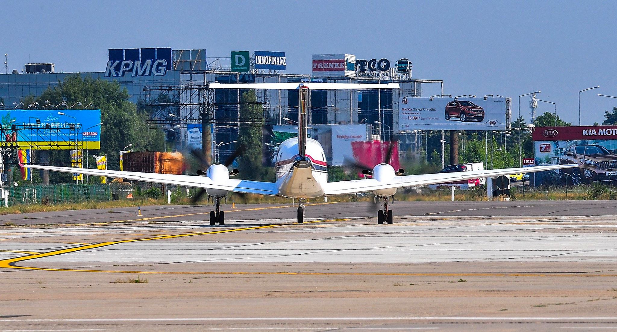 Mai puține zboruri comerciale de pe Aeroportul Otopeni în 2024, dar mai mulți pasageri decât înainte de pandemia de Covid-19