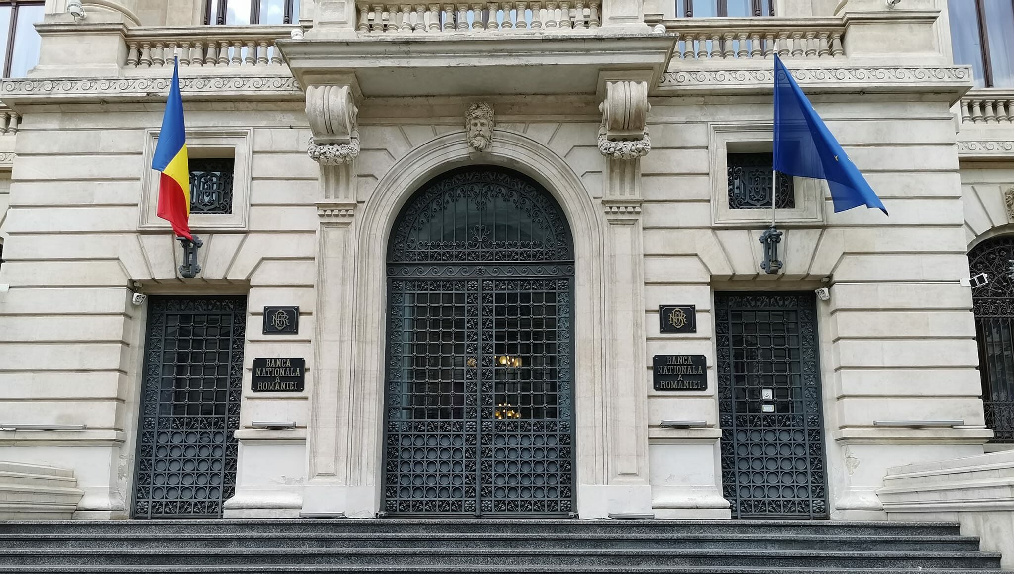 Datoria externă a României a crescut la 2,5% din PIB | Economica.net