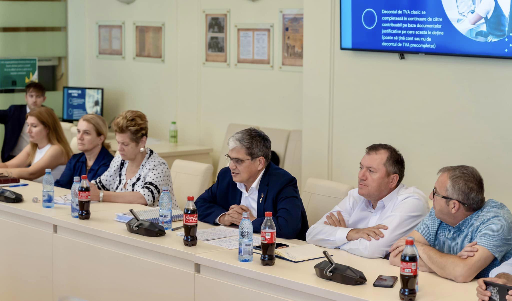 Oficial | România și-a asumat la Bruxelles să reducă deficitul bugetar cu 1,7% din PIB prin creșterea de taxe