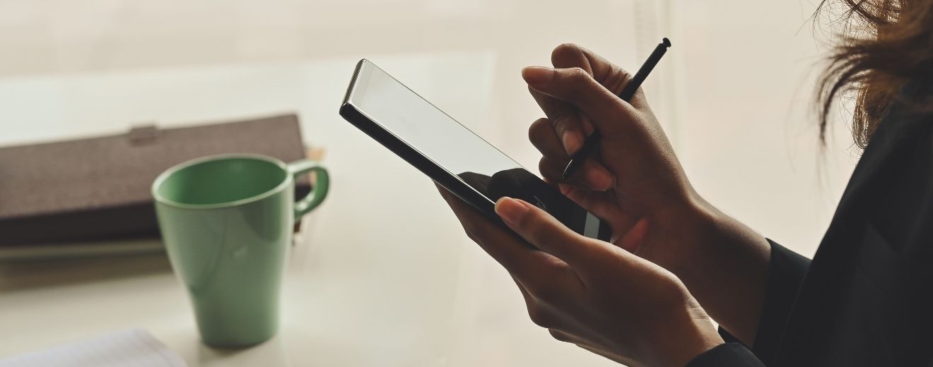 Este oficial: Semnătura electronică este recunoscută și în documentele juridice