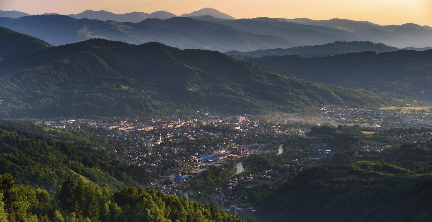 Topul celor mai mari 20 de companii din Maramureș. Doar 819 de firme oferă cazare turiștilor într-una dintre cele mai frumoase zone din România