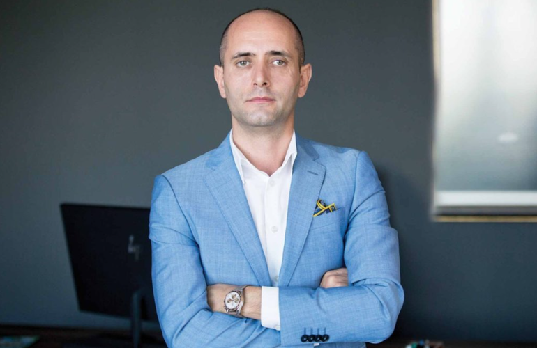 Profit.ro | Ionuț Nedea, fondatorul Litoralulromanesc.ro, în discuții avansate pentru achiziția unei clădiri istorice din București