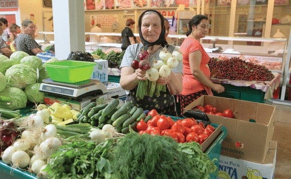 Limitarea plăților cash, anunțată de ministrul Barna Tanczos, ar afecta agricultura. Temerile fermierilor pentru 2025