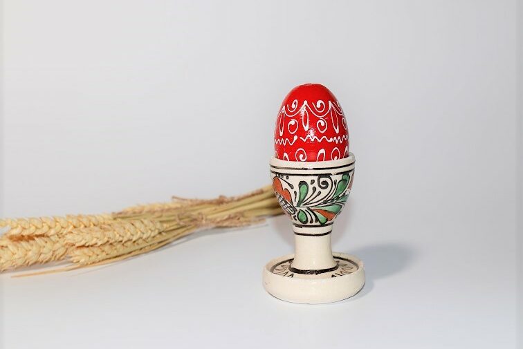 Firmele alocă până la 400 de lei pentru prima de Paște dată unui angajat