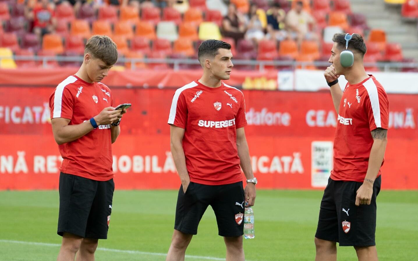 Dinamo - FCSB, rivalitatea din afaceri. FCSB are datorii mai mari la Gigi Becali decât avea Dinamo în perioada insolvenței