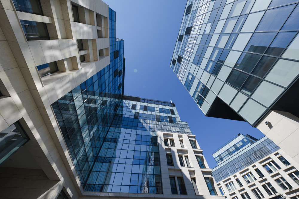 Peste 130.000 mp de spații noi de birouri sunt în construcție în București. Numărul angajaților din clădirile de birouri din Capitală ar putea ajunge spre 360.000 de oameni la finalul lui 2027