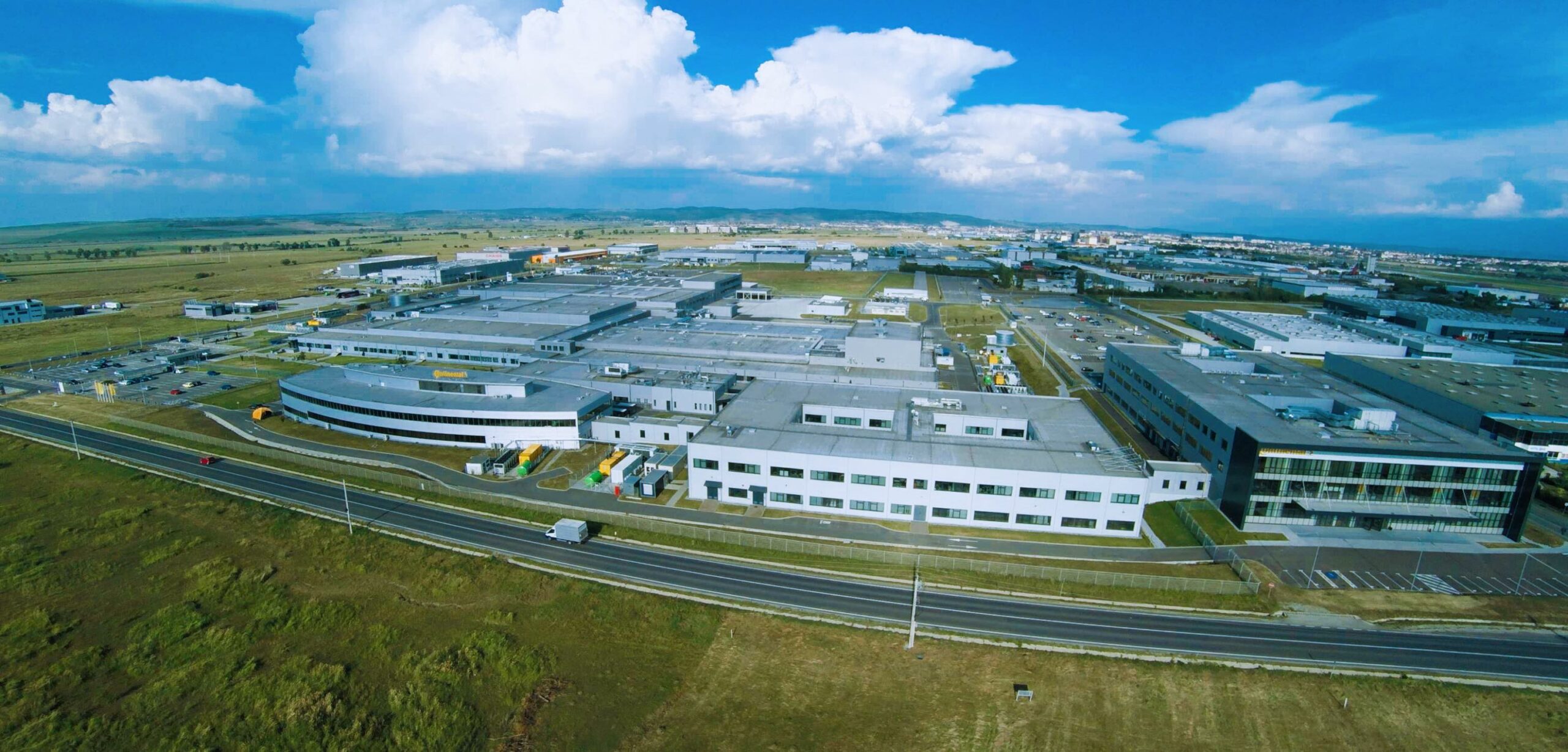 Continental, Kromberg & Schubert și Marquardt sunt cei mai mari angajatori din Sibiu, după companiile de stat Romgaz și Transgaz. Topul angajatorilor din Sibiu