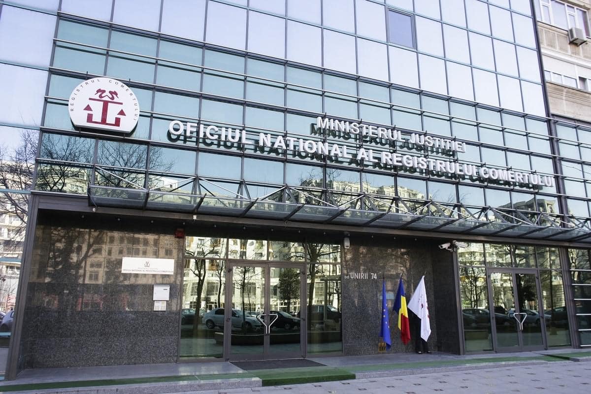 Ordonanța care a deblocat înregistrarea firmelor la Registrul Comerțului după digitalizare a devenit Legea 3/2026