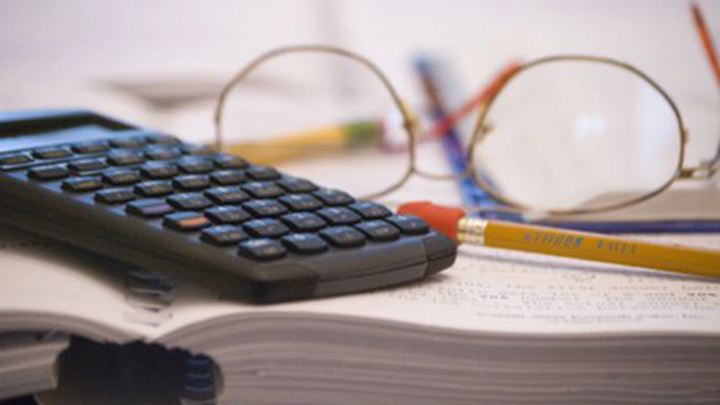 Economica.net | CASS obligatoriu plătită de firmă pentru oamenii care au doar venituri extrasalariale în 2025, de la o singur
